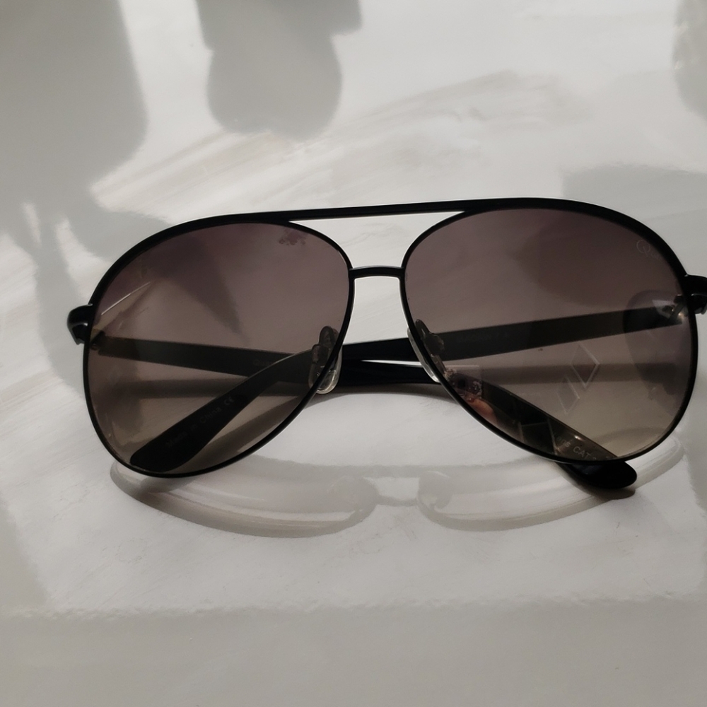 Quay Australia Macaw Silver Sunglasses